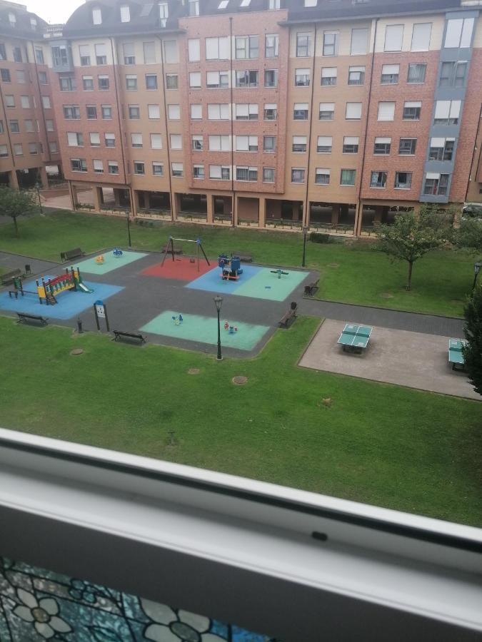 Apartament Alojamiento Nedymar Oviedo Zewnętrze zdjęcie
