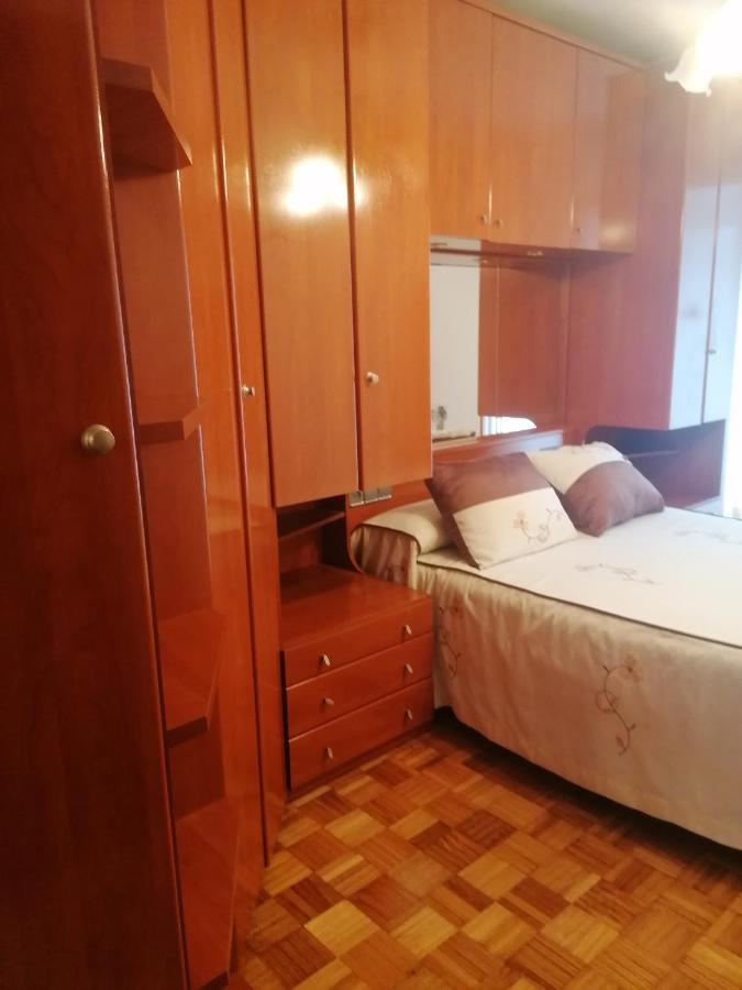 Apartament Alojamiento Nedymar Oviedo Zewnętrze zdjęcie